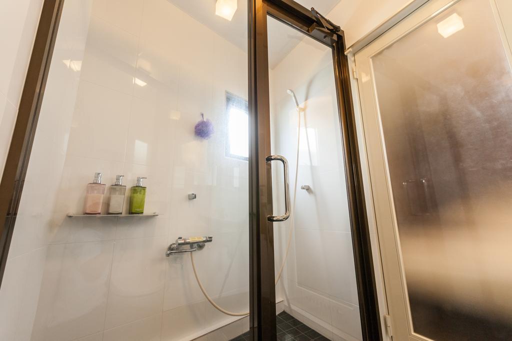 Hide House Villa Чатан Екстериор снимка