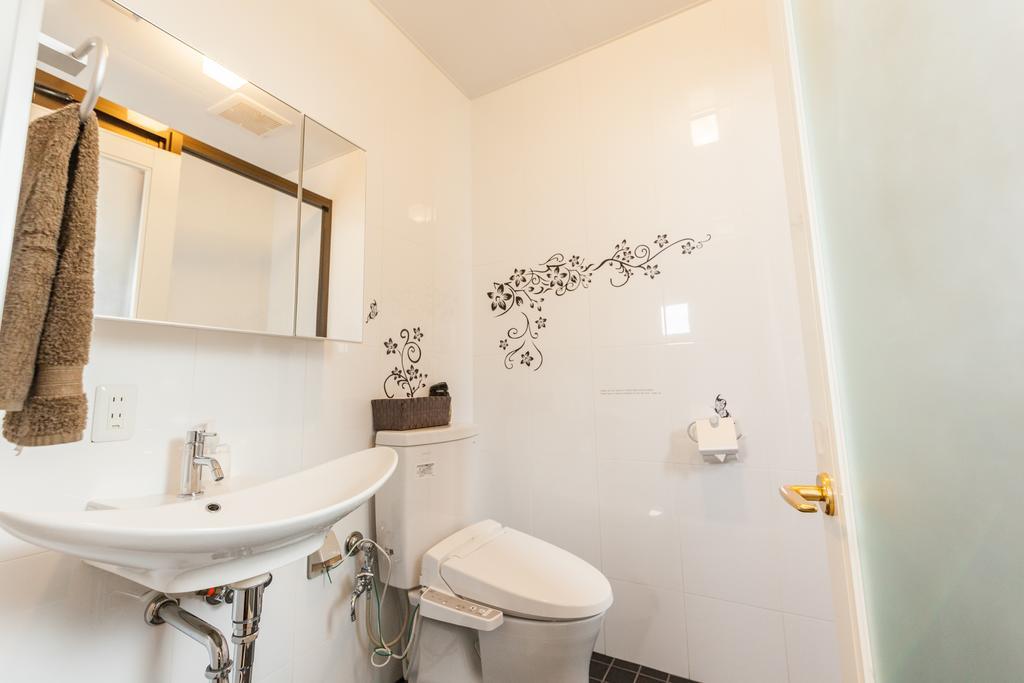 Hide House Villa Чатан Екстериор снимка